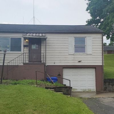 205 Bryan St, Evans City, PA 16033