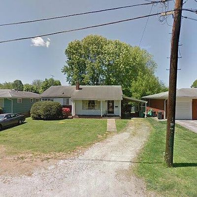 211 Goldcamp St, Ironton, OH 45638