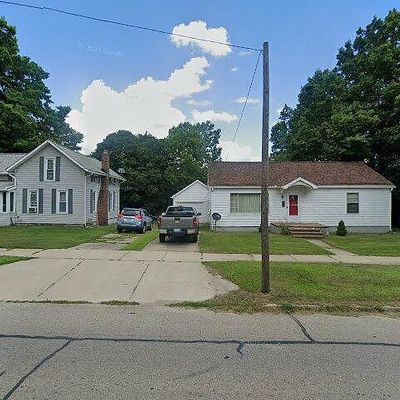 213 E Bacon St, Hillsdale, MI 49242