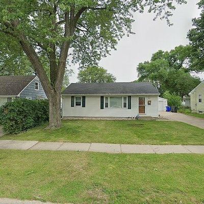 1728 Texas Ave Ne, Cedar Rapids, IA 52402