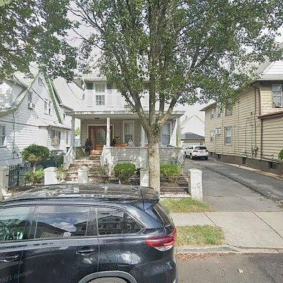 18 Knapp Ave, Clifton, NJ 07011