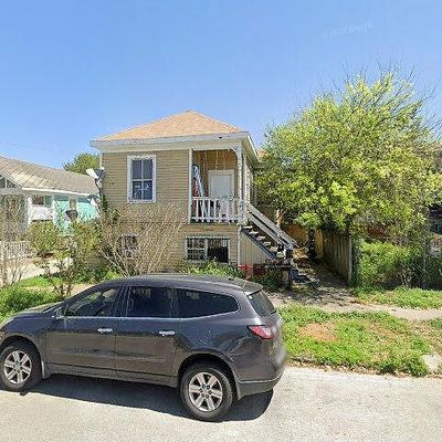 1814 33 Rd St, Galveston, TX 77550