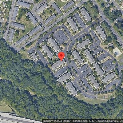 184 Jennifer Ct, Levittown, PA 19057