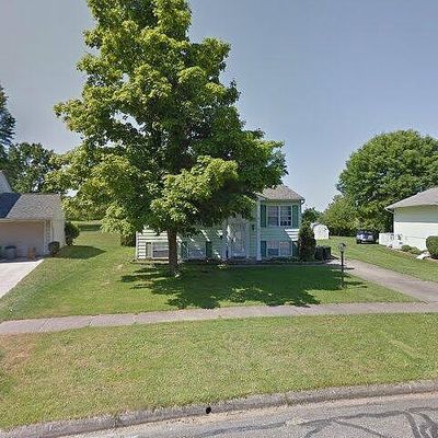 1890 Shasta Dr, Lancaster, OH 43130