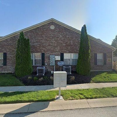 2624 Big Bear Ln, Indianapolis, IN 46217