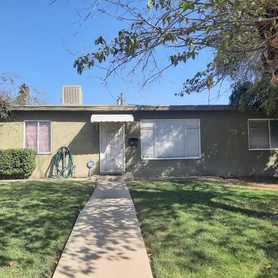 2713 Berkeley St, Bakersfield, CA 93305