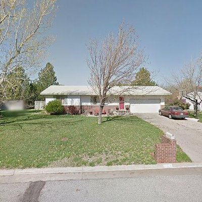 2803 Doralane Ave, Dodge City, KS 67801