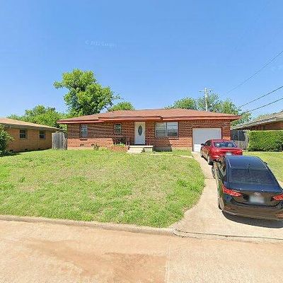 2806 Nw Lynn Cir, Lawton, OK 73507