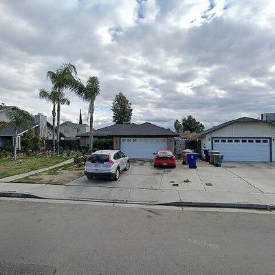 2201 Butterfield Ave, Bakersfield, CA 93304