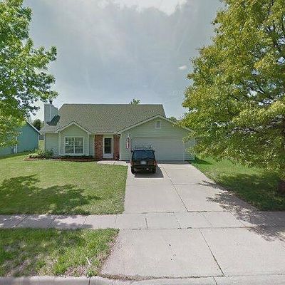 225 Tumbleweed Dr, Lawrence, KS 66049