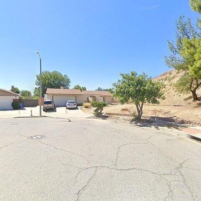 2286 Rockdale Ave, Simi Valley, CA 93063