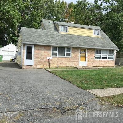 23 Marshall Pl, Sayreville, NJ 08872