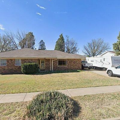 2418 15 Th Ave, Canyon, TX 79015