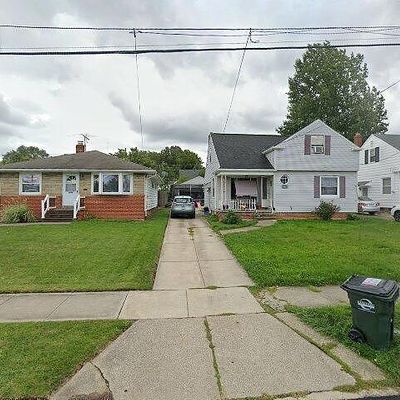 3213 Wales Ave, Cleveland, OH 44134