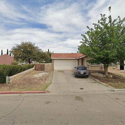 3230 Isla Morada Dr, El Paso, TX 79925