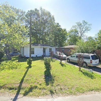 301 Roy St, Poplarville, MS 39470