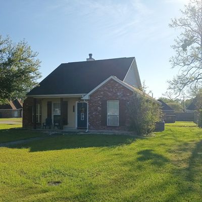 30486 Michelle St, Walker, LA 70785