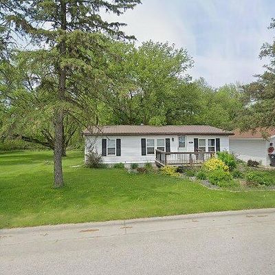 305 S 1 St St, Bonduel, WI 54107