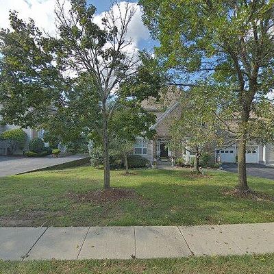 31 Canterbury Way, Wayne, NJ 07470