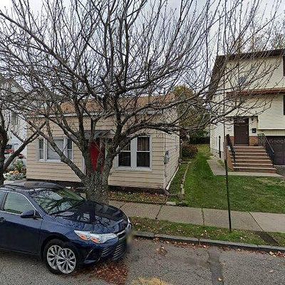 31 Kossuth St, Haledon, NJ 07508