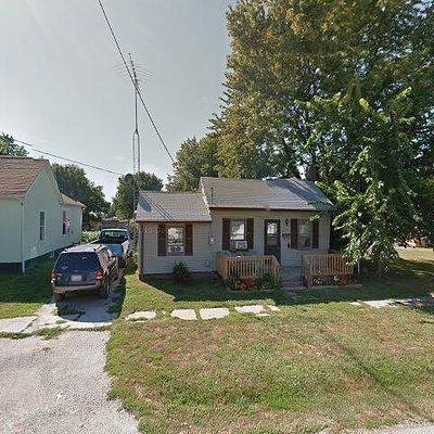 311 S Douglas St, Litchfield, IL 62056