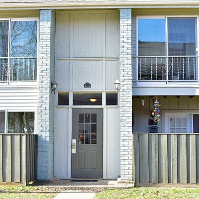 4302 Wisteria Landing Cir #201, Louisville, KY 40218