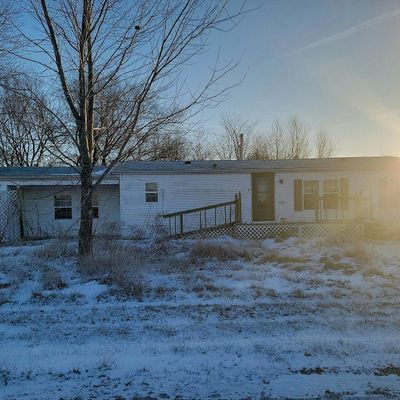 4376 Mills Bottom Rd, Shipman, IL 62685