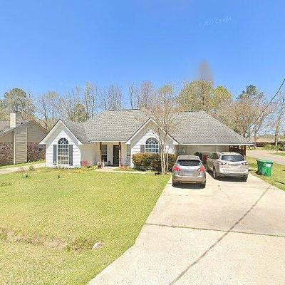 38140 E Lake Dr, Prairieville, LA 70769