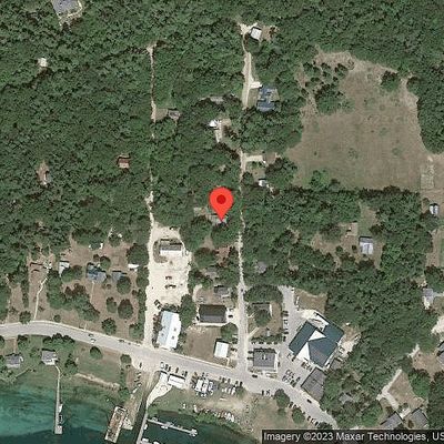 38315 Freesoil Rd, Beaver Island, MI 49782