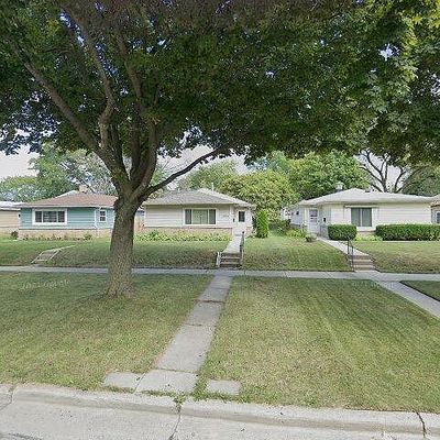 3834 N 80 Th St, Milwaukee, WI 53222