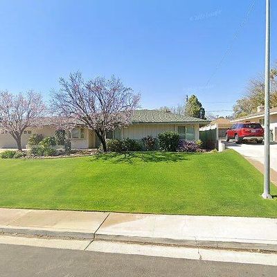 3900 Dalehurst Dr, Bakersfield, CA 93306