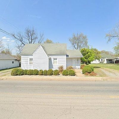 405 E Herrin St, Herrin, IL 62948