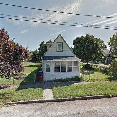 530 Magnolia St, Beverly, NJ 08010