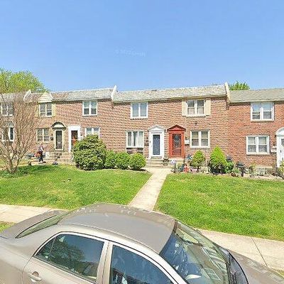 5361 Delmar Dr, Clifton Heights, PA 19018