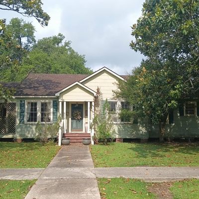 561 6 Th St, Port Allen, LA 70767