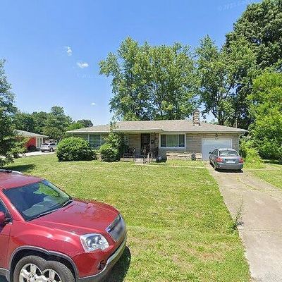 5813 Hornbeam Ln, Louisville, KY 40258