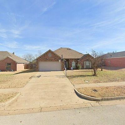 582 Princess Pl, Tyler, TX 75704