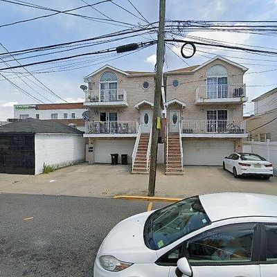 596 70 Th St, Guttenberg, NJ 07093