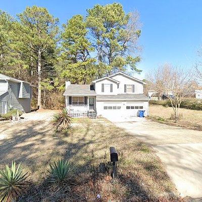 6060 Dan Dr, Ellenwood, GA 30294