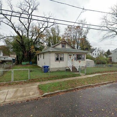 615 Hickory St, Delanco, NJ 08075