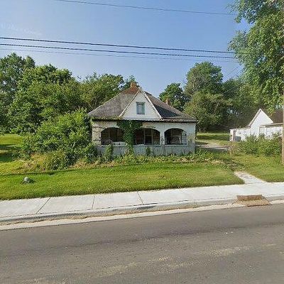 502 W Mulberry St, Salem, IN 47167