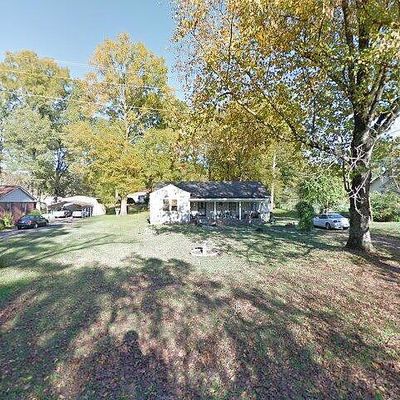 522 Peters St, Calhoun, GA 30701