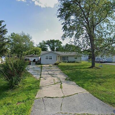 523 W Arlington Ln, Crete, IL 60417