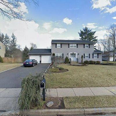 7 Mulberry Ln, Edison, NJ 08820