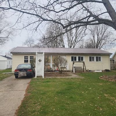 717 S Washington St, Bremen, IN 46506