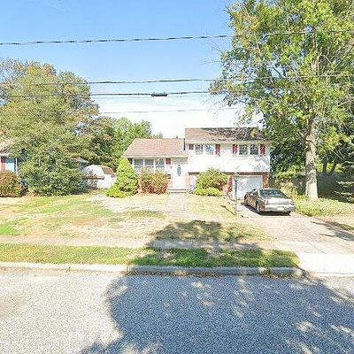 72 Pleasant Valley Dr, West Deptford, NJ 08096