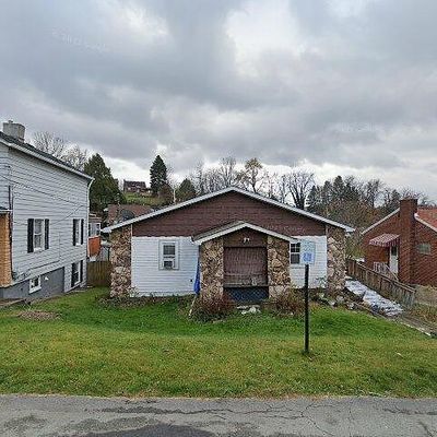 724 Laura St, West Mifflin, PA 15122