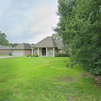 7381 C Jones Ln, Denham Springs, LA 70706