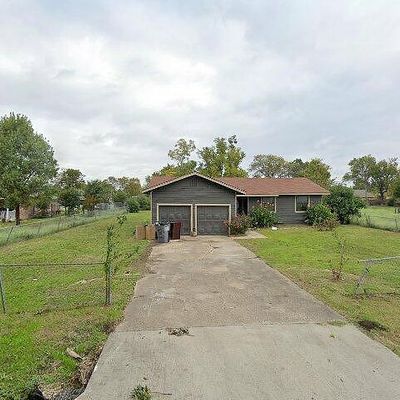 761 E 3 Rd St, Lancaster, TX 75146