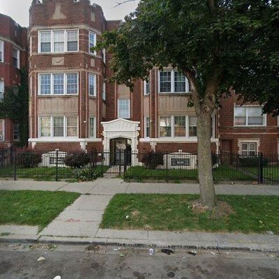 7610 S Phillips Ave #3, Chicago, IL 60649